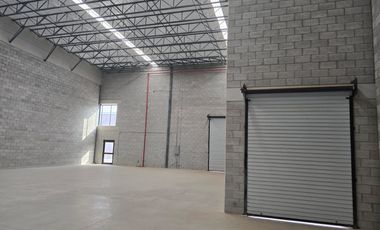 SE VENDE BODEGA NUEVA DE 750 M2  EN COMPLEJO CERRADO, YA LISTA CON SUS BARDAS PERIMETRALES