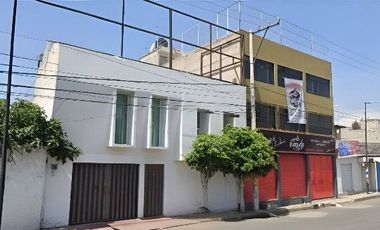 Edificio 3 niveles en venta Solidaridad Chalco Estado de Mexico/ Recuperacion Bancaria