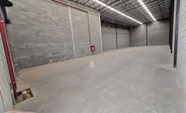 SE VENDE BODEGA NUEVA DE 600 M2 EN COMPLEJO CERRADO, YA LISTA CON SUS BARDAS PERIMETRALES