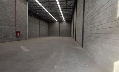 SE VENDE BODEGA NUEVA DE 600 M2 EN COMPLEJO CERRADO, YA LISTA CON SUS BARDAS PERIMETRALES