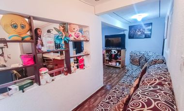 Venta de Gran Casa En Nezahualcoyotl