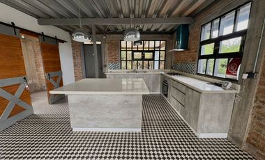 Camp Mar 4, excelente casa