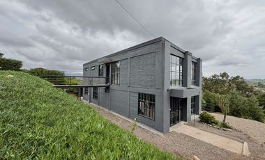 Camp Mar 4, excelente casa