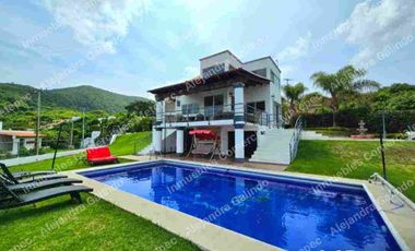 CASA EN VENTA EN IXTAPAN DE LA SAL RANCHO SAN DIEGO ESTADO DE MÉXICO