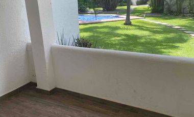 Cerca Plaza Cuernavaca rento LOFT , mtto e internet incluidos. Alberca  jardín $10,500.00