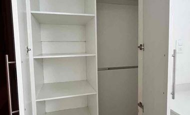 Cerca Plaza Cuernavaca rento LOFT , mtto e internet incluidos. Alberca  jardín $10,500.00
