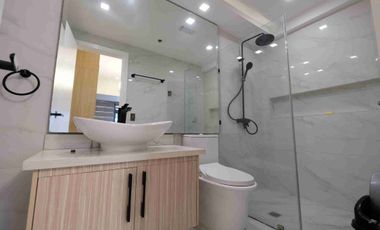 FOR SALE: 3BR with 2 parkings at Portico, Pasig