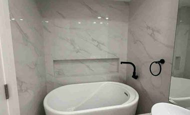 FOR SALE: 3BR with 2 parkings at Portico, Pasig