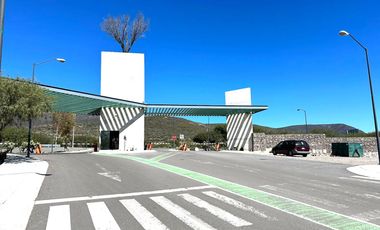 VENTA BODEGA escriturada parcialmente construida en MICRO PARQUE INDUSTRIAL ATTA