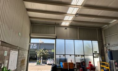 BODEGA de 440 m2 EN VENTA CON INQUILINO en PARQUE INDUSTRIAL ATTA