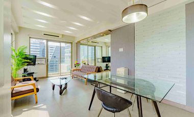 Fully Furnished 2 Bedroom Condominium Unut in Cebu I.T. Park