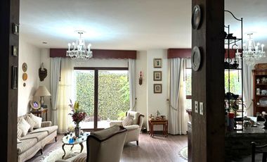 Casa moderna en venta en Altozano con doble acceso -  entre Juriquilla y el Refugio