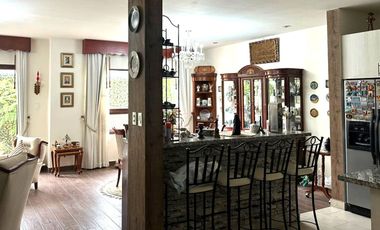 Casa moderna en venta en Altozano con doble acceso -  entre Juriquilla y el Refugio