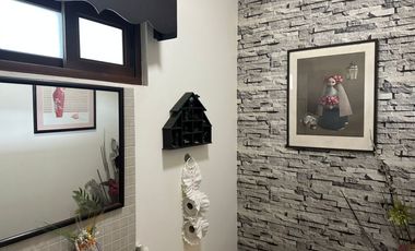 Casa moderna en venta en Altozano con doble acceso -  entre Juriquilla y el Refugio