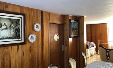 CASA en VENTA con dos locales en Centro Histórico, Querétaro