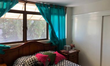 CASA en VENTA con dos locales en Centro Histórico, Querétaro