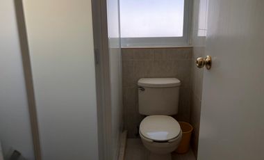 CASA en VENTA con dos locales en Centro Histórico, Querétaro