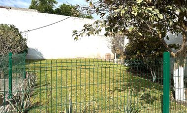 CASA en VENTA con dos locales en Centro Histórico, Querétaro