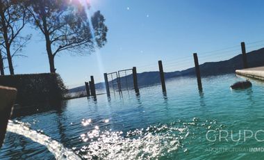 Se vende exclusiva propiedad en Potrero de Garay, costa Lago Los Molinos – 805