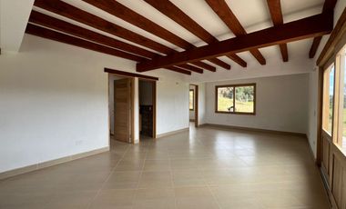 Casa en Arriendo en Alto de Palmas ,Poblado Medellin