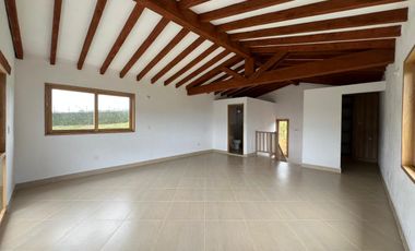 Casa en Arriendo en Alto de Palmas ,Poblado Medellin