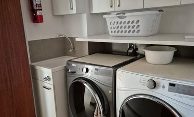 Elegante Departamento Amoblado en Cumbayá – Ubicación privilegiada! 🏡✨