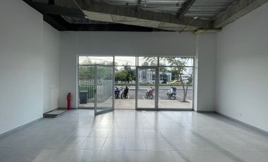 Local en renta - Av centenario