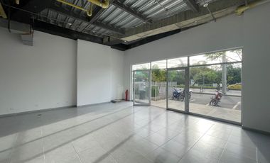 Local en renta - Av centenario