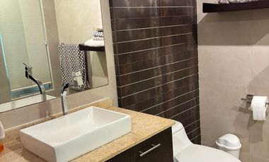 ¡Hermoso Departamento Dúplex Amoblado cerca de la Zona Financiera! 🏢✨