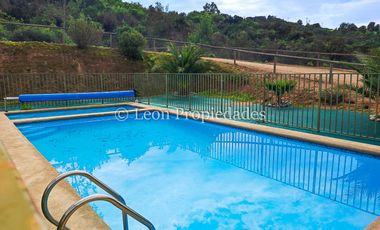 Leon Propiedades vende parcela con casa en Fundo Monterrey, Curacaví.