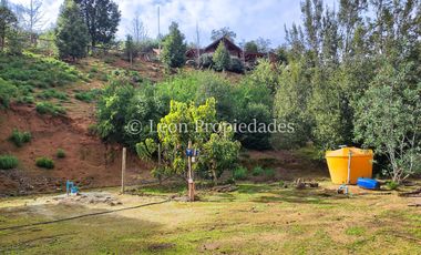 Leon Propiedades vende parcela con casa en Fundo Monterrey, Curacaví.