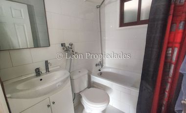 Leon Propiedades vende parcela con casa en Fundo Monterrey, Curacaví.