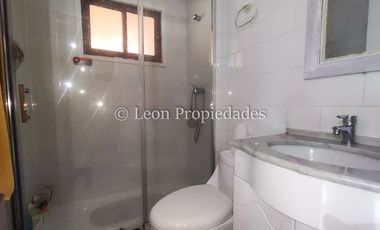 Leon Propiedades vende parcela con casa en Fundo Monterrey, Curacaví.