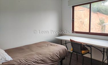 Leon Propiedades vende parcela con casa en Fundo Monterrey, Curacaví.