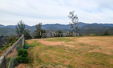 Leon Propiedades vende parcela con casa en Fundo Monterrey, Curacaví.
