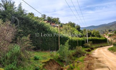 Leon Propiedades vende parcela con casa en Fundo Monterrey, Curacaví.