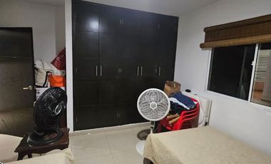 SE VENDE CASA DUPLEX EN VILLASANTOS, INDEPENDIENTE, CON AREA DE 216 MTS CONSTRUIDOS  Y AREA DEL LOTE 268 MTS... PARQUEADERO DOBLE