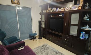 SE VENDE CASA DUPLEX EN VILLASANTOS, INDEPENDIENTE, CON AREA DE 216 MTS CONSTRUIDOS  Y AREA DEL LOTE 268 MTS... PARQUEADERO DOBLE