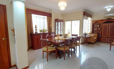 En Machala LInda Casa de Venta Independiente con 3 Dormitorios c/u con baño, ubicación estratégica muy cerca al Centro