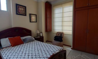 En Machala LInda Casa de Venta Independiente con 3 Dormitorios c/u con baño, ubicación estratégica muy cerca al Centro