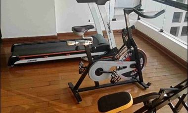 EN ALQUILER ELEGANTE DEPARTAMENTO EN CERROS DE CAMACHO!