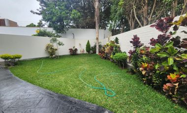 HERMOSA CASA EN CONDOMINIO 320m2 - LOS ABETOS, LA MOLINA