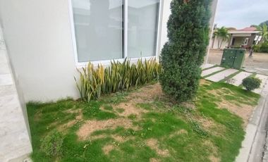 casa en urbanizacion de venta zona norte portoviejo