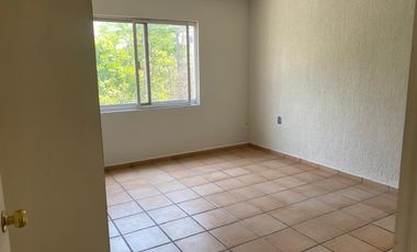 CASA EN RENTA EN VALLE DEL MORAL