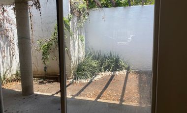 CASA EN RENTA EN VALLE DEL MORAL