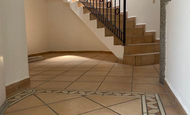 CASA EN RENTA EN VALLE DEL MORAL