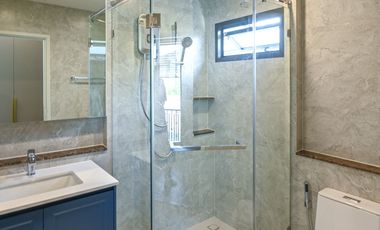 Else Bearing 32: 160sqwah 364sqm. 4bed 5bath Sell 45,000,000 Rent 350,000 Am: 065619----