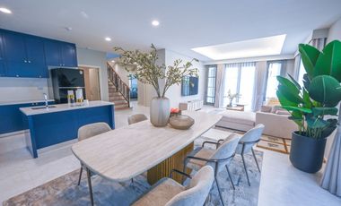 Else Bearing 32: 160sqwah 364sqm. 4bed 5bath Sell 45,000,000 Rent 350,000 Am: 065619----