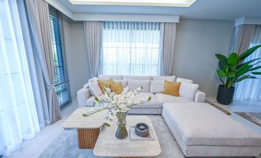 Else Bearing 32: 160sqwah 364sqm. 4bed 5bath Sell 45,000,000 Rent 350,000 Am: 065619----
