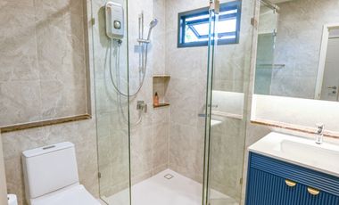 Else Bearing 32: 160sqwah 364sqm. 4bed 5bath Sell 45,000,000 Rent 350,000 Am: 065619----